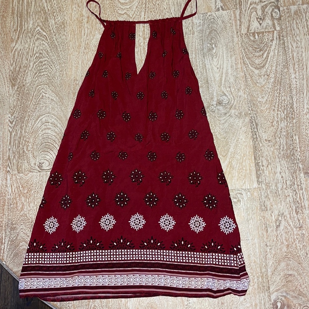 Tobi maroon dress small